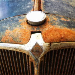 © Philk Véhicule ancien, Renault, Bourgogne