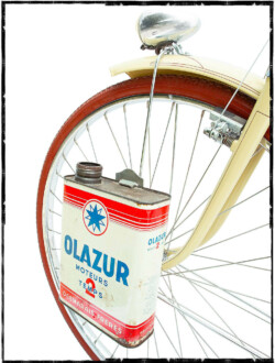 © Philk Minimotor à galet sur cycle Motoconfort 1950